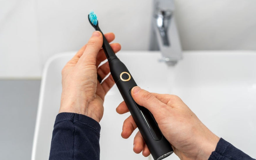 How long can an electric toothbrush be used without charging?